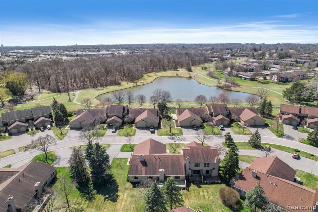589 Tennyson Rochester Hills, MI 48307 - Photo 26 of 31