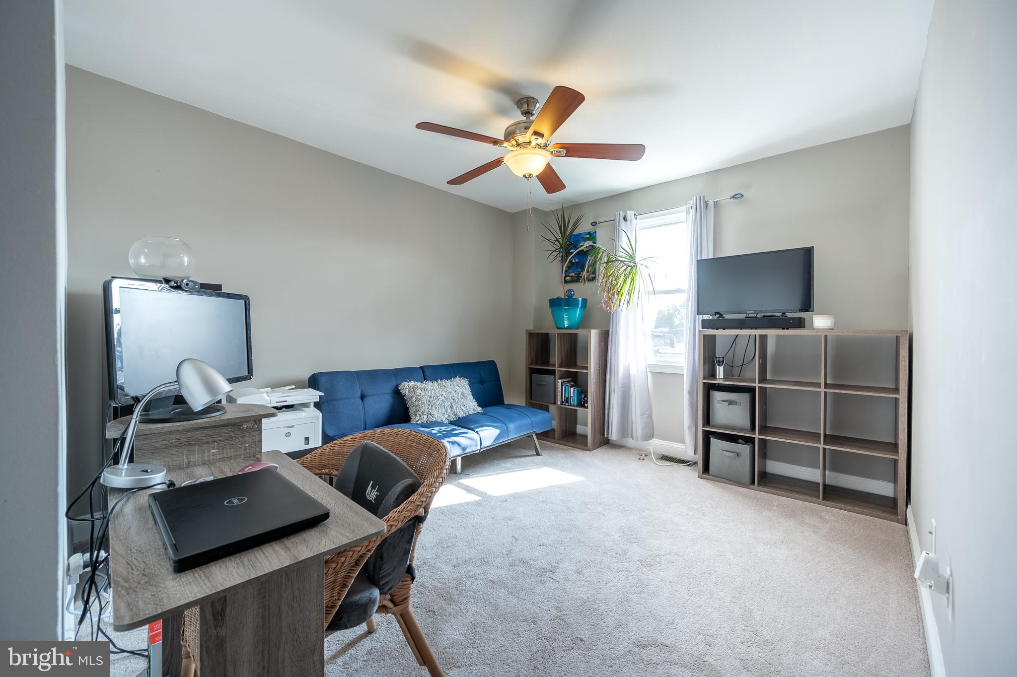 3905 Flowerton Road Baltimore, MD 21229 - Photo 10 of 19