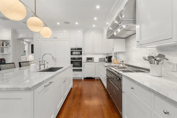 $9,799,000 | 188 Heath Street, Brookline, MA 02467