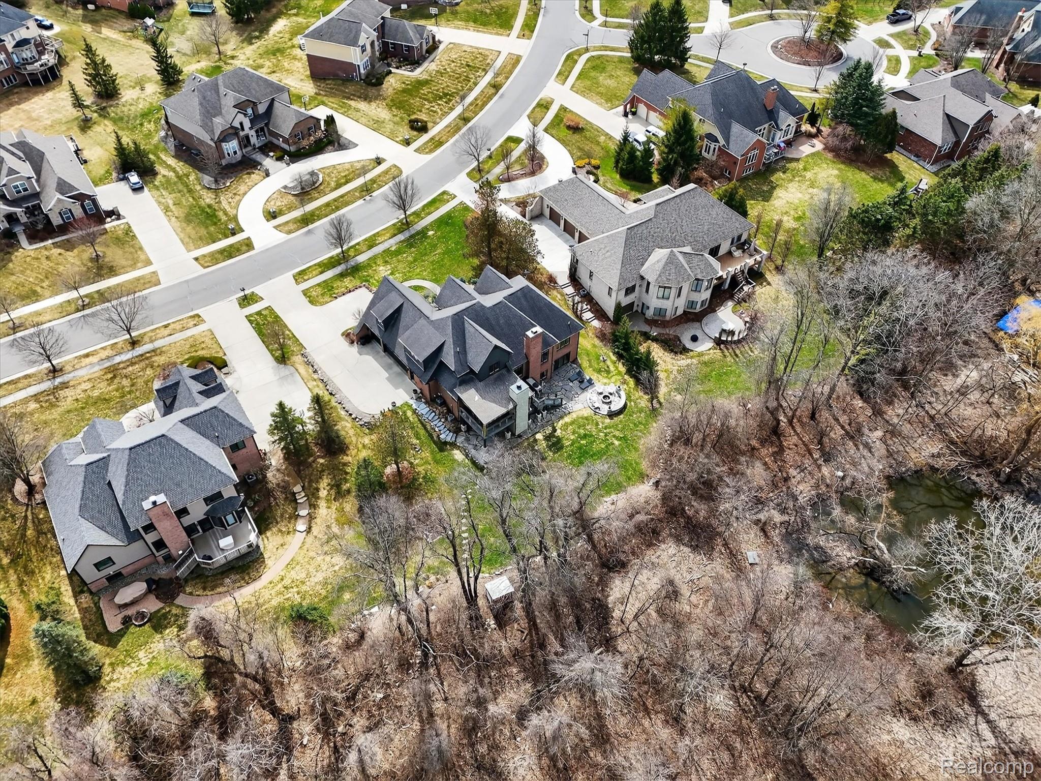 6932 Oakhurst Ridge Road Clarkston, MI 48348 - Photo 68 of 78 Aerial view of residential area