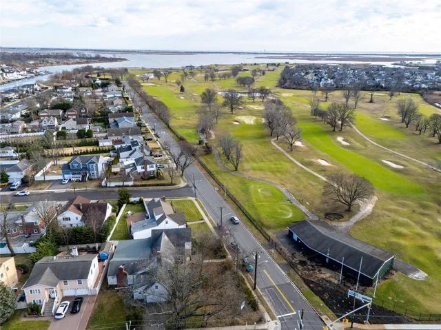 $799,000 | 3309 Skillman Avenue, Oceanside, NY 11572