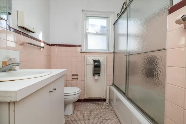 $799,000 | 3309 Skillman Avenue, Oceanside, NY 11572