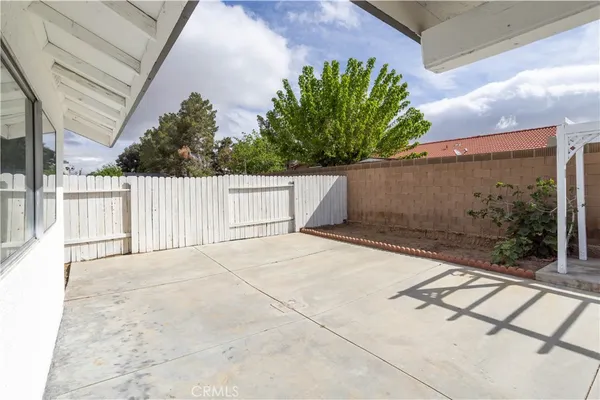 $444,999 | 44662 Foxboro Court, Lancaster, CA 93535