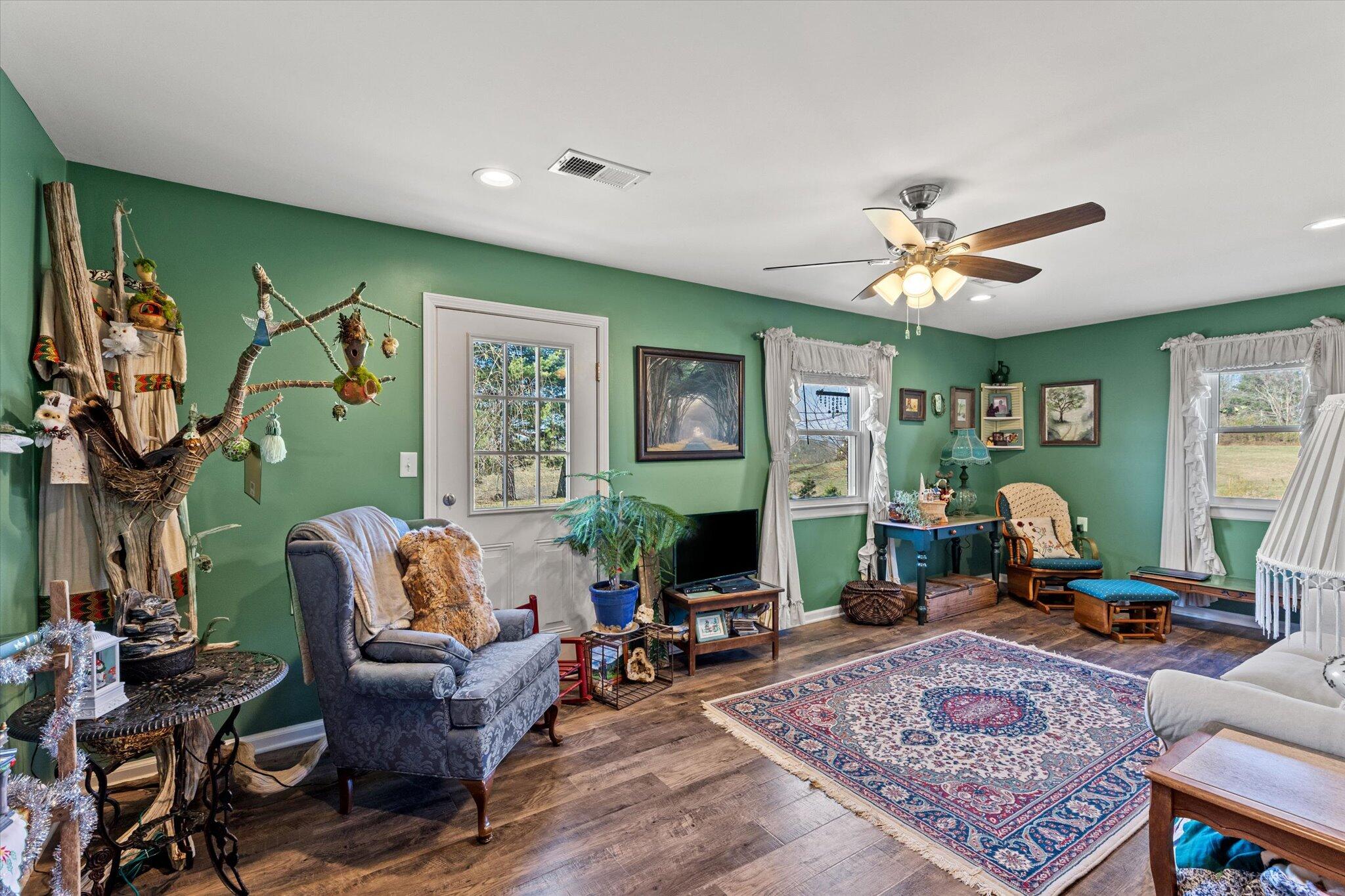 2083 Taylor Ridge Road Nicholasville, KY 40356 - Photo 7 of 51 09-0J2A5087