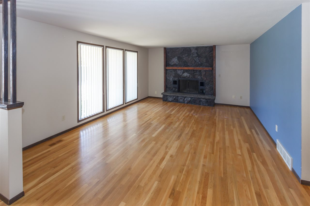 419 North Locust Road Spokane Valley, WA 99206 - Photo 3 of 20