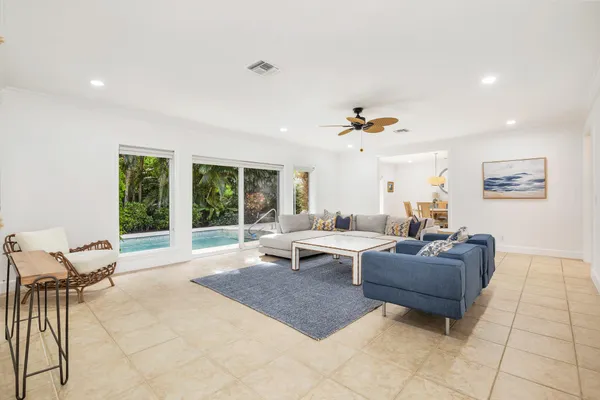 $25,000 | 230 Osceola Way, Palm Beach, FL 33480