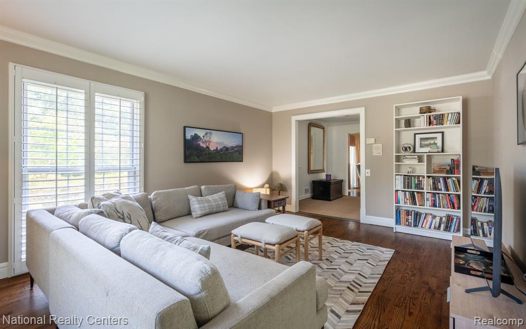 31467 Old Cannon Road Beverly Hills, MI 48025 - Photo 7 of 35