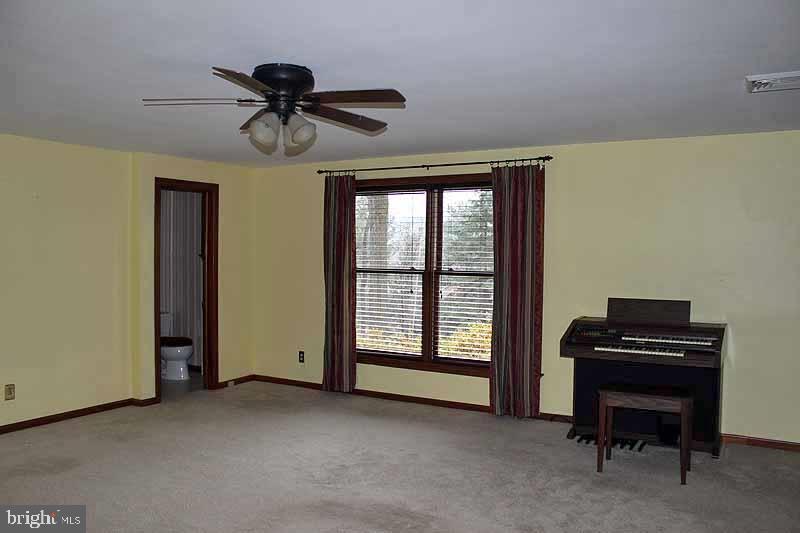 2740 Spring Valley Road Lancaster, PA 17601 - Photo 11 of 24 Gallery Image 11