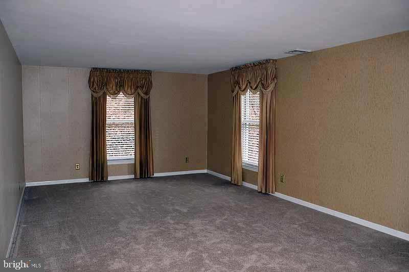 2740 Spring Valley Road Lancaster, PA 17601 - Photo 3 of 24 Gallery Image 3
