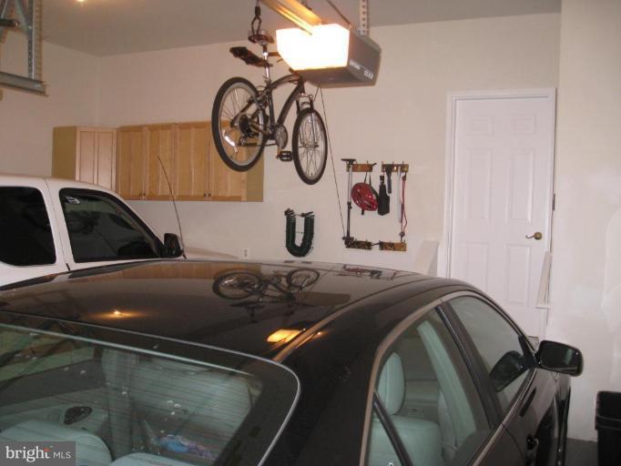 2456 Arctic Fox Way Reston, VA 20191 - Photo 2 of 26 Garage 1