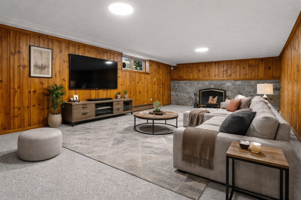 160 Varick Road Newton, MA 02468 - Photo 33 of 42