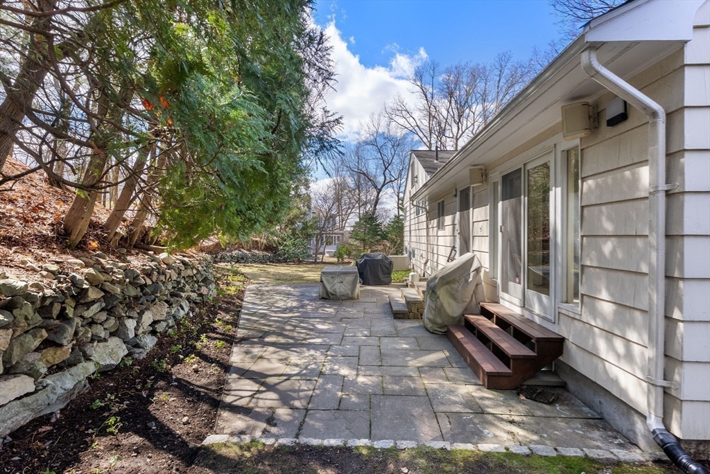 160 Varick Road Newton, MA 02468 - Photo 39 of 42
