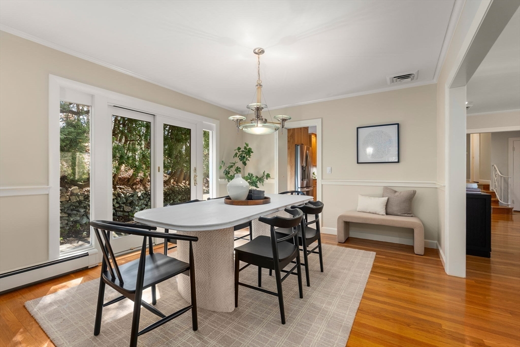 160 Varick Road Newton, MA 02468 - Photo 9 of 42