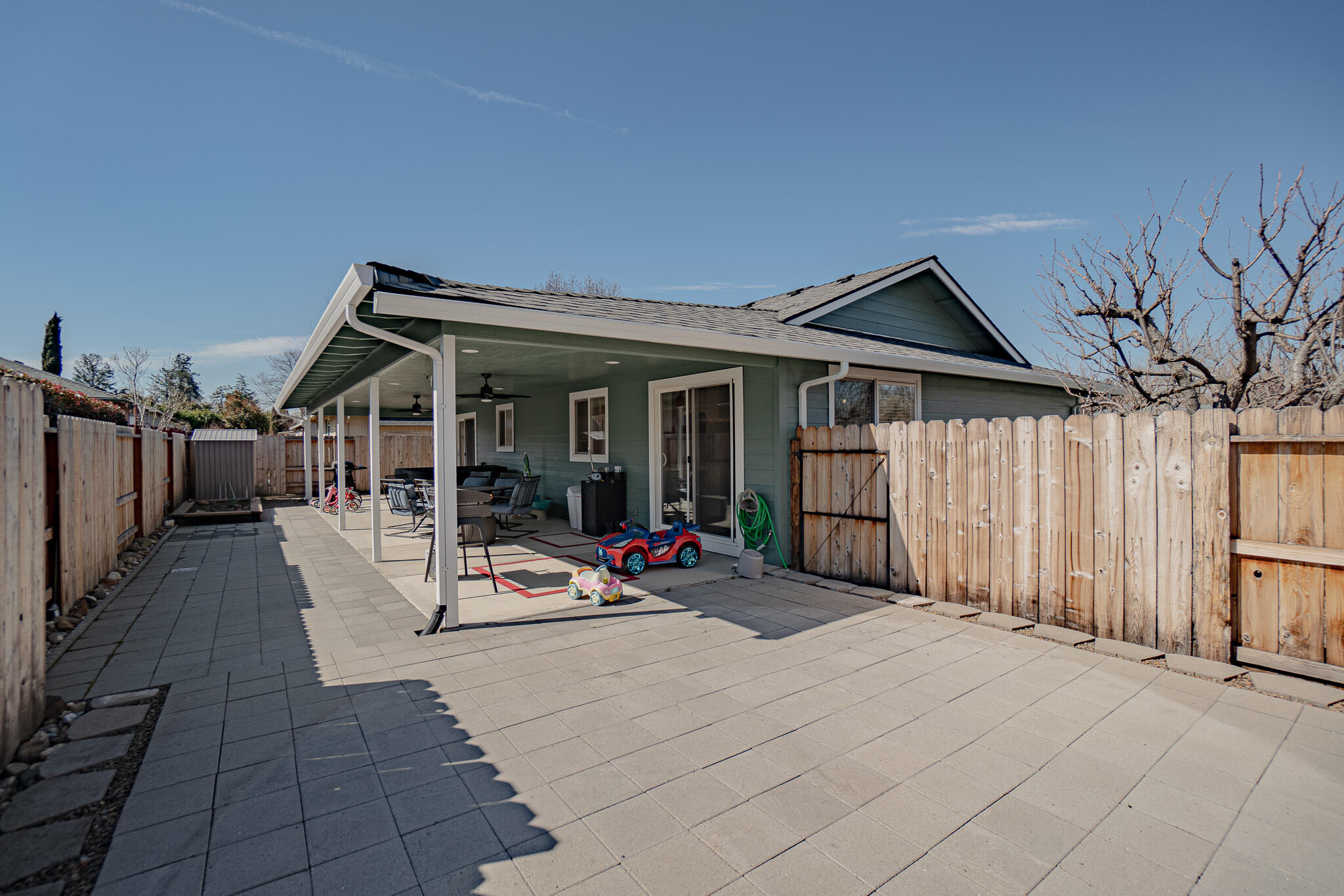 601 Benjamin Way Phoenix, OR 97535 - Photo 15 of 20 DSC09760-HDR