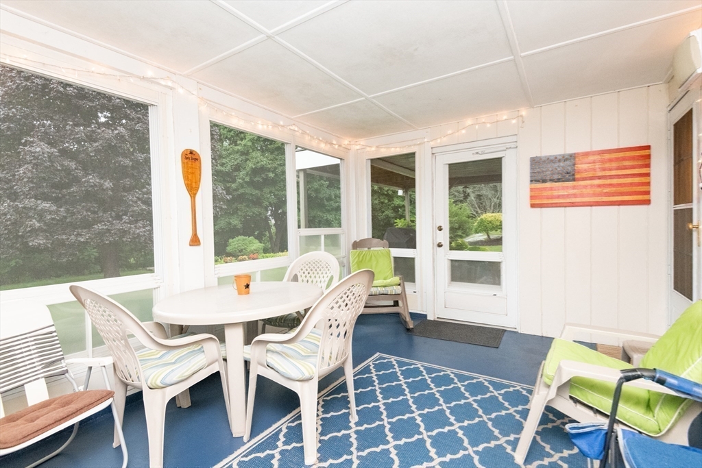 22 Cherry Hill Avenue Salem, MA 01970 - Photo 20 of 41