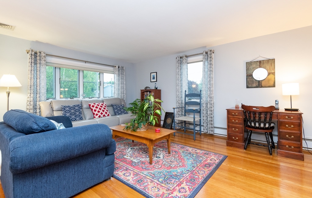 22 Cherry Hill Avenue Salem, MA 01970 - Photo 6 of 41