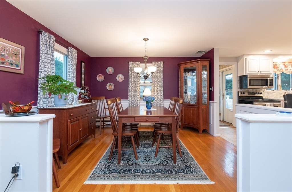 22 Cherry Hill Avenue Salem, MA 01970 - Photo 10 of 41