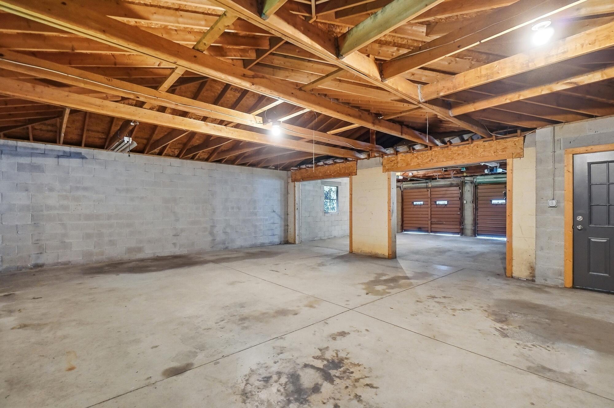 3555 Trabue Road Columbus, OH 43204 - Photo 31 of 44