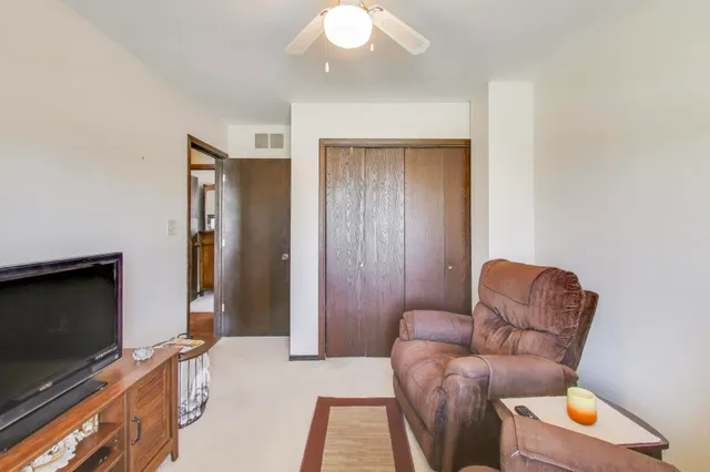 $345,900 | 1707 Valley Court, Schererville, IN 46375