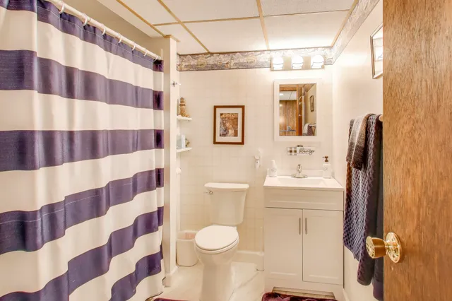 $345,900 | 1707 Valley Court, Schererville, IN 46375