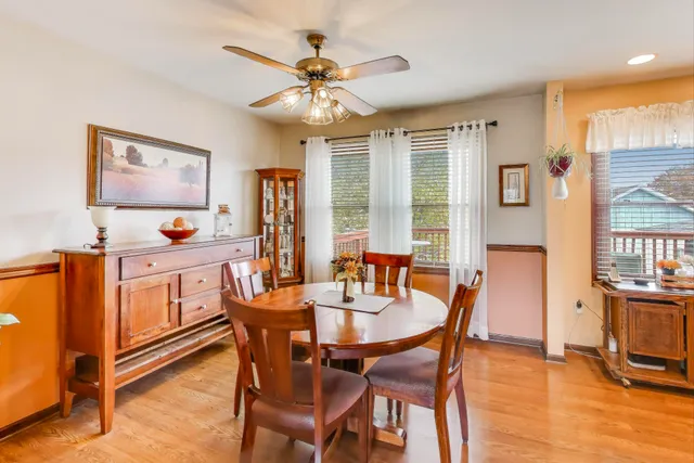 $345,900 | 1707 Valley Court, Schererville, IN 46375