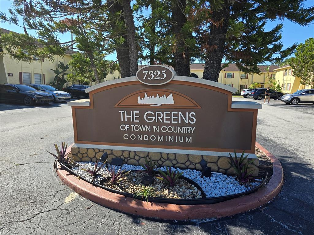 7631 Abonado Road Tampa, FL 33615 - Photo 2 of 39