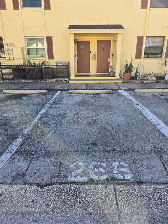 7631 Abonado Road Tampa, FL 33615 - Photo 31 of 39