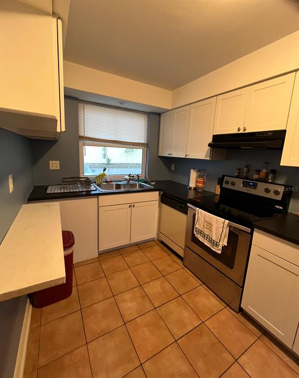 7631 Abonado Road Tampa, FL 33615 - Photo 4 of 39