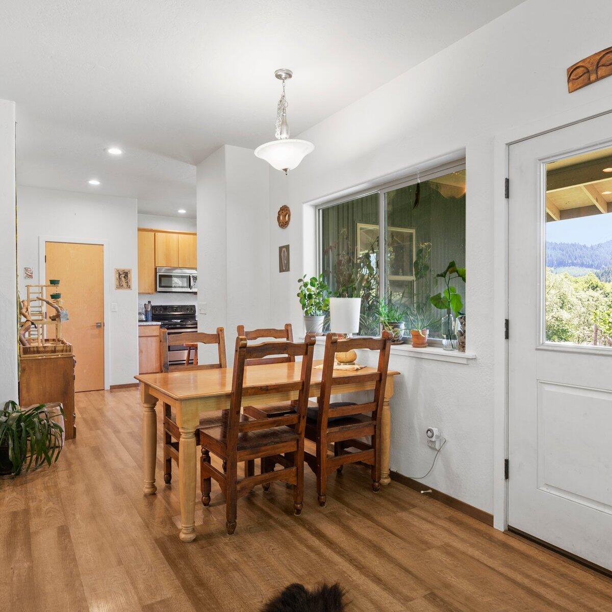 1104 Upper Cow Creek Road Azalea, OR 97410 - Photo 40 of 77 43