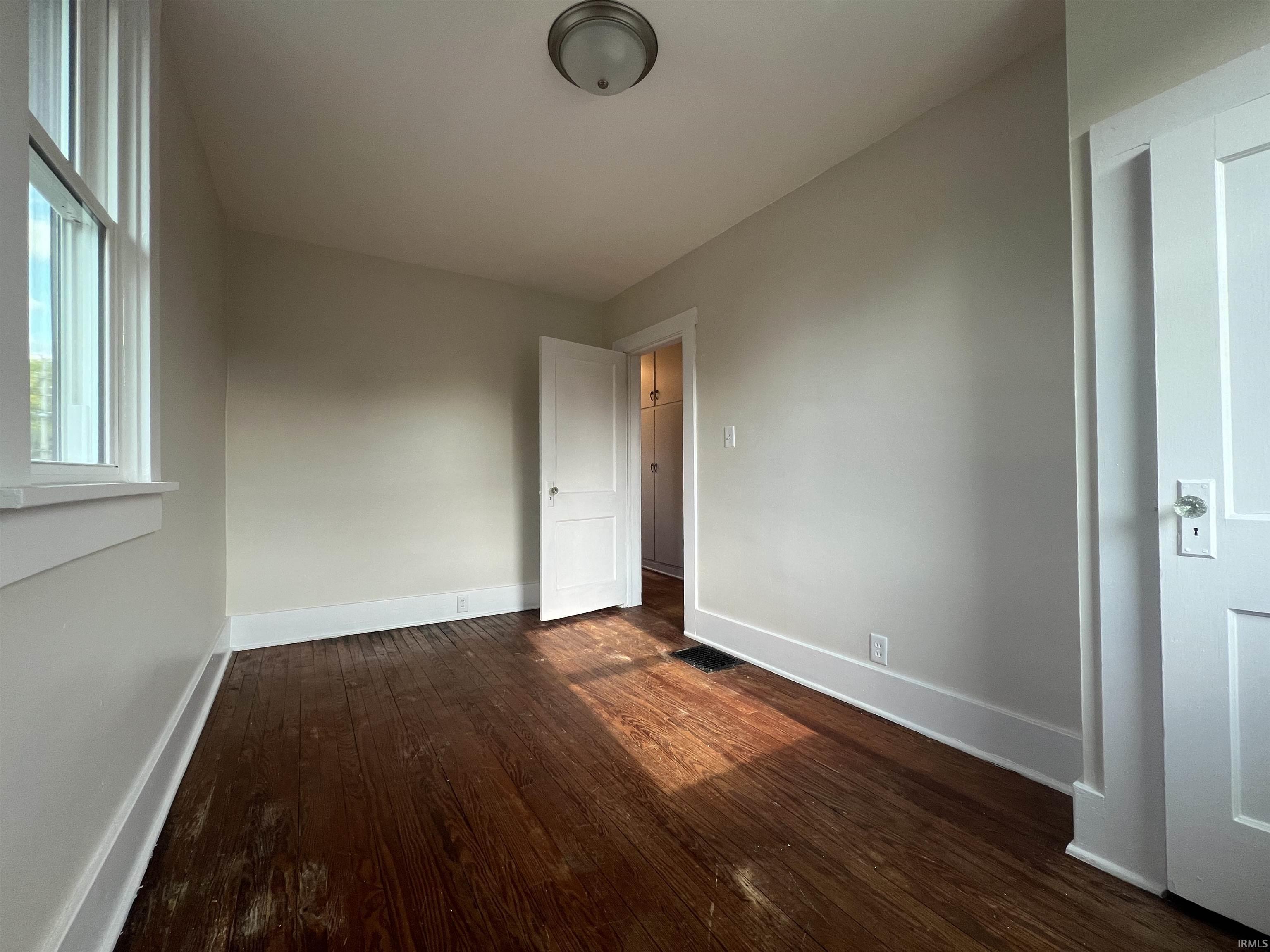3615 Webster Street Fort Wayne, IN 46807 - Photo 9 of 21