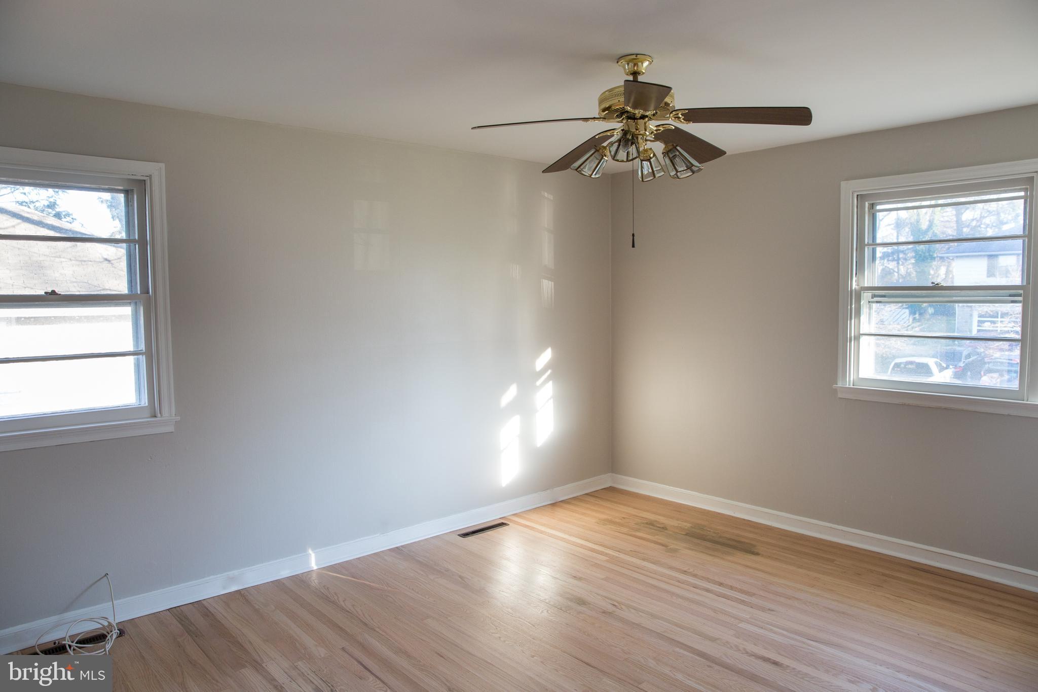 7756 Clements Road Wyncote, PA 19095 - Photo 12 of 26 Gallery Image 12