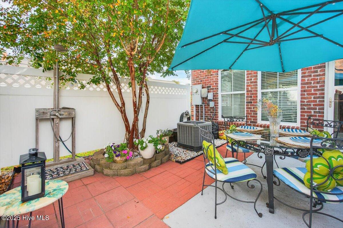 7650 Front Street, Unit 3 Sunset Beach, NC 28468 - Photo 27 of 37 Back Courtyard
