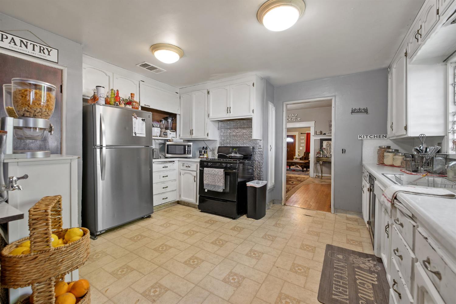 300 North Berry Road Tipton, CA 93272 - Photo 16 of 49