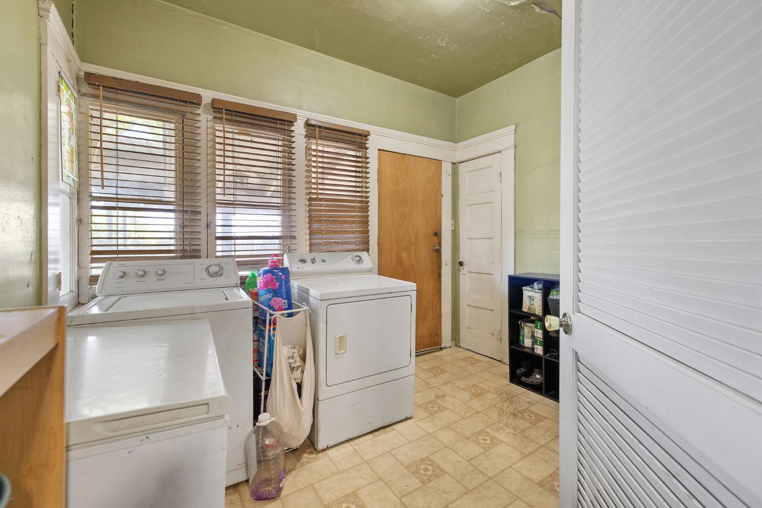 300 North Berry Road Tipton, CA 93272 - Photo 19 of 49