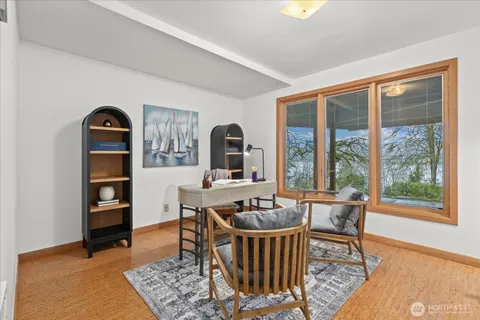 $1,370,000 | 11904 Lakeside Avenue Northeast, Seattle, WA 98125