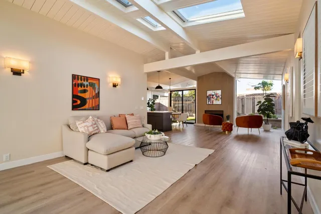 $2,640,000 | 224 Loon Court, Foster City, CA 94404