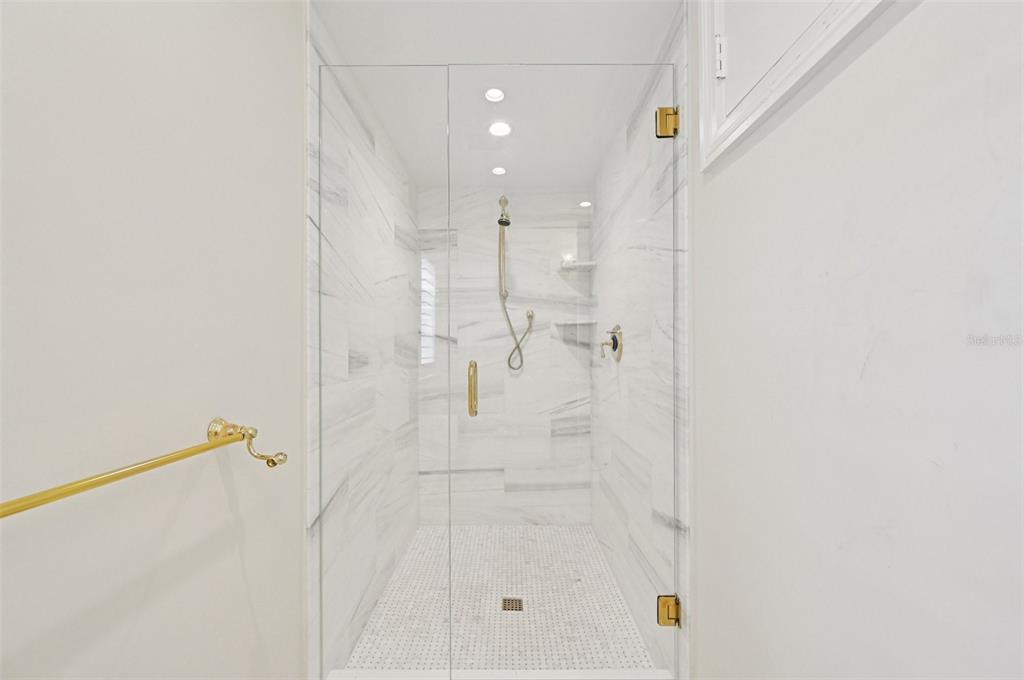 1121 Morningside Place Sarasota, FL 34236 - Photo 52 of 76