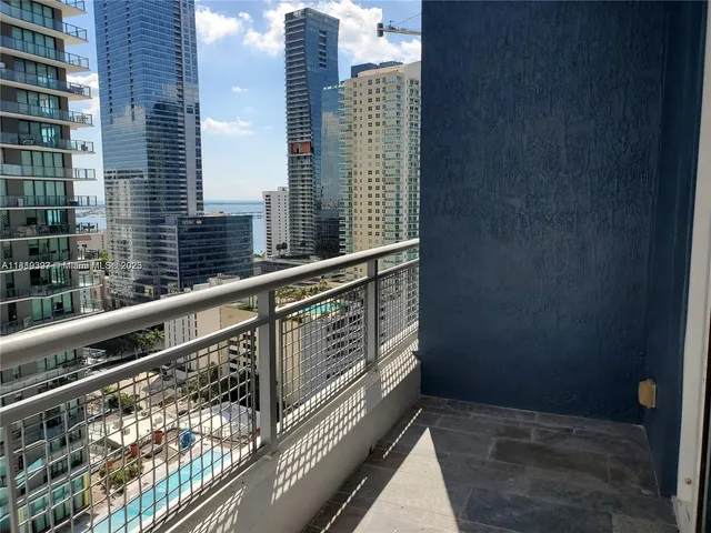$2,750 | 60 Southwest 13th Street, Unit 2022, Miami, FL 33130