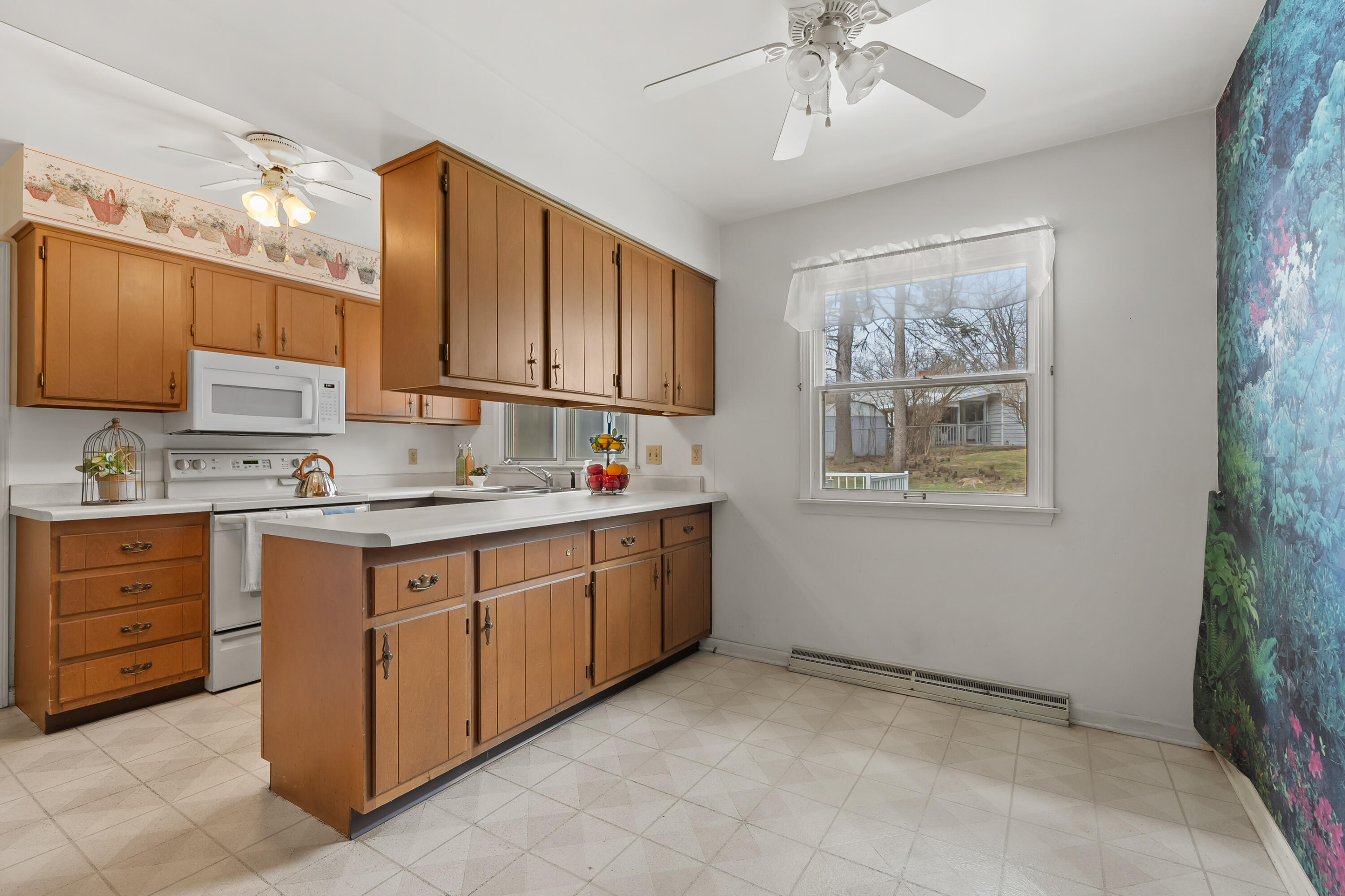 2424 Pine Ridge Road Kalamazoo, MI 49008 - Photo 17 of 34 Pine Ridge Rd 2424 Kalamazoo 49008-14