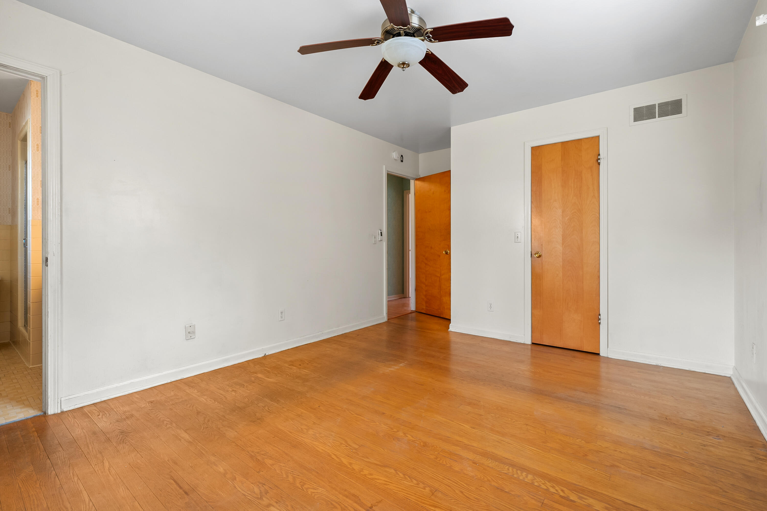2424 Pine Ridge Road Kalamazoo, MI 49008 - Photo 21 of 34 Pine Ridge Rd 2424 Kalamazoo 49008-17