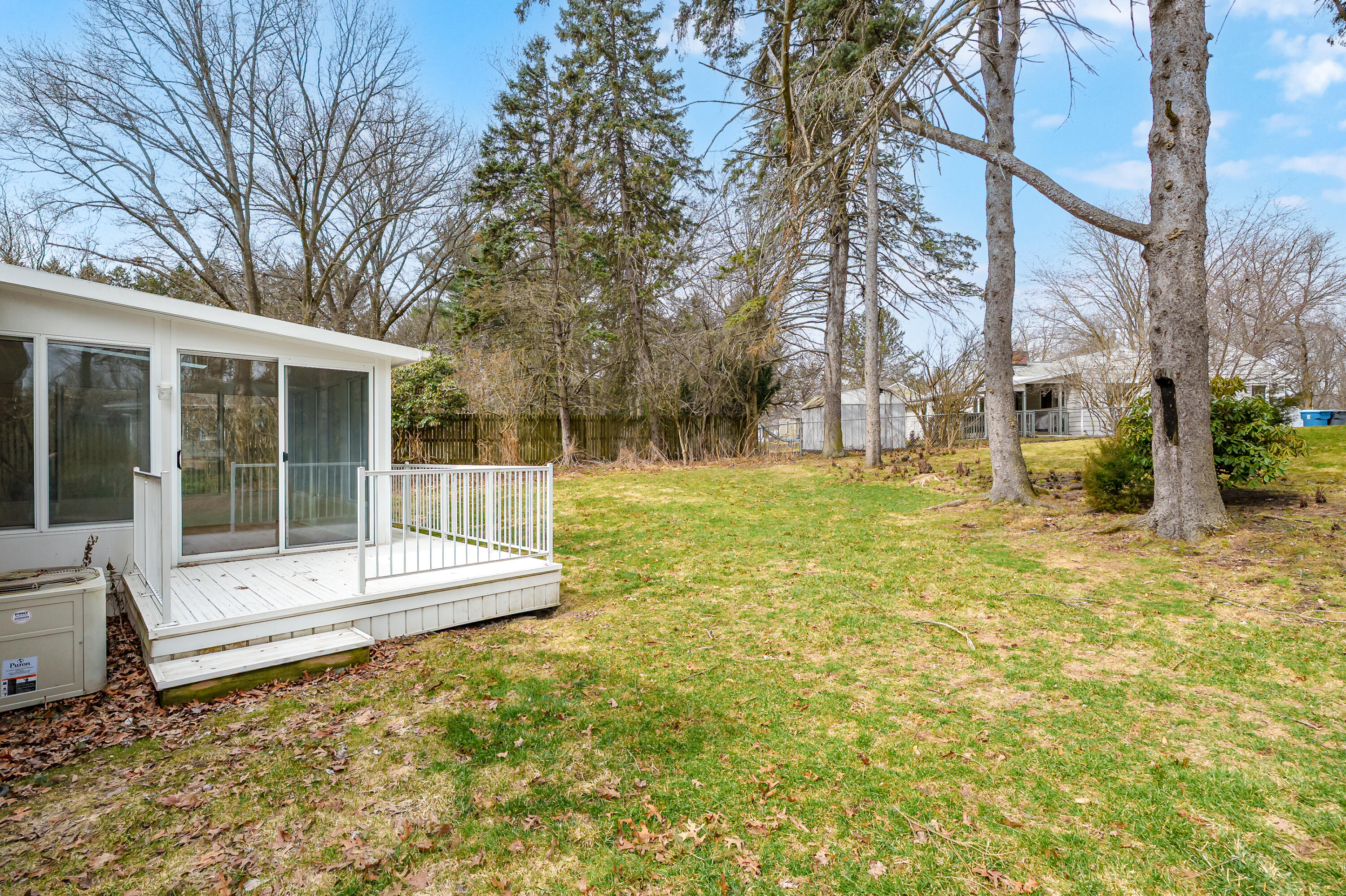 2424 Pine Ridge Road Kalamazoo, MI 49008 - Photo 34 of 34 Pine Ridge Rd 2424 Kalamazoo 49008-30