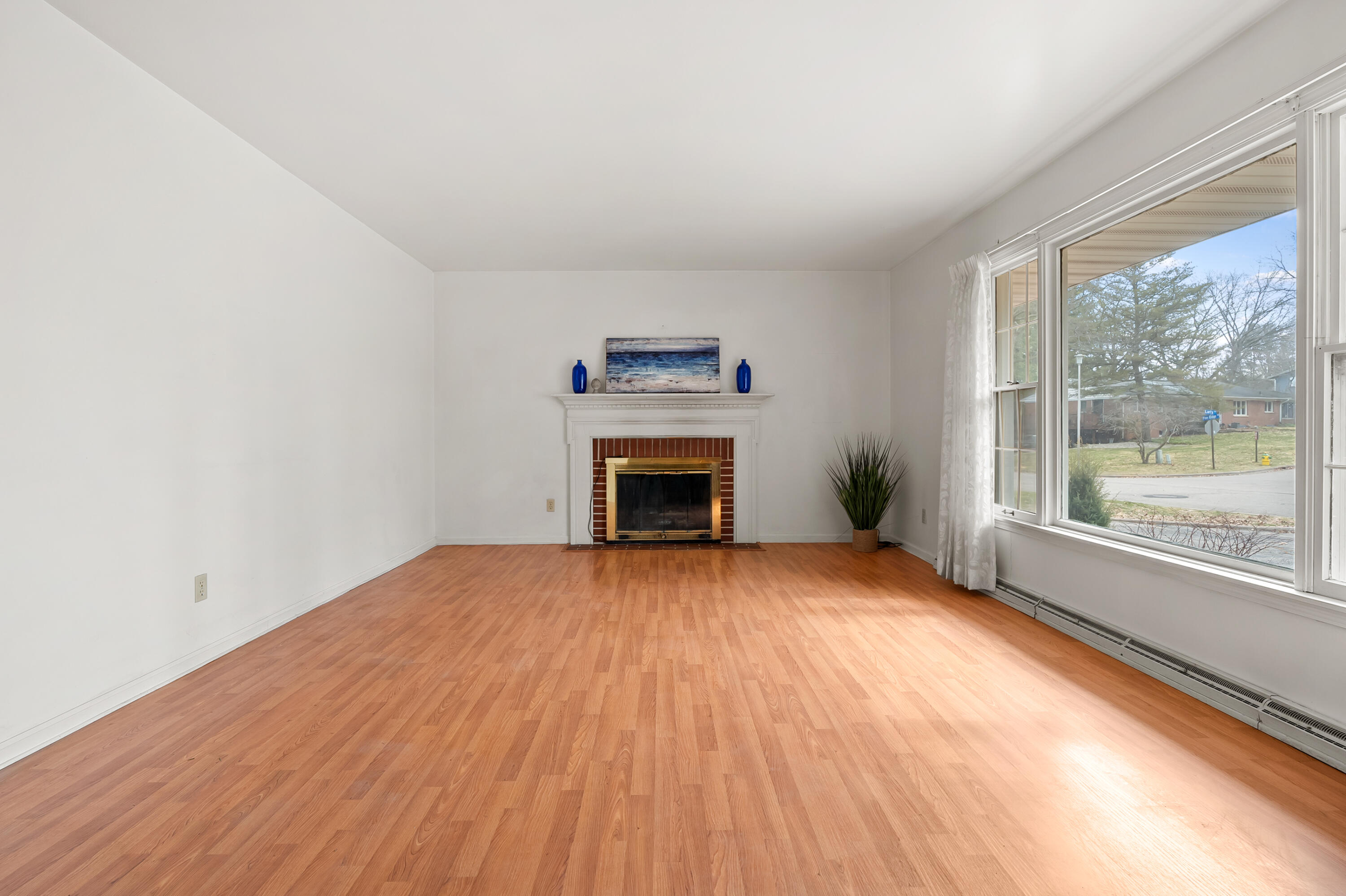 2424 Pine Ridge Road Kalamazoo, MI 49008 - Photo 4 of 34 Pine Ridge Rd 2424 Kalamazoo 49008-3