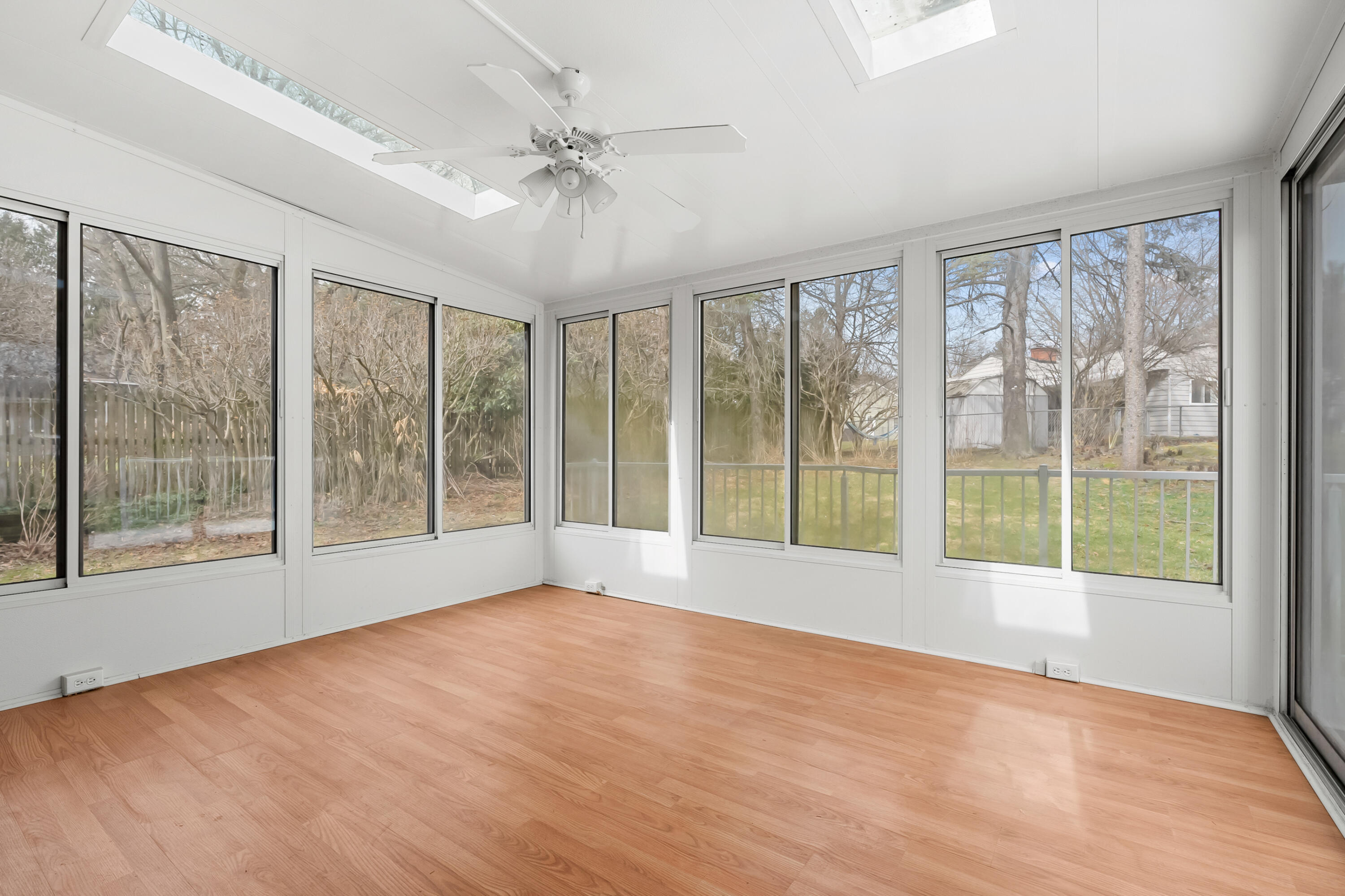 2424 Pine Ridge Road Kalamazoo, MI 49008 - Photo 10 of 34 Pine Ridge Rd 2424 Kalamazoo 49008-8