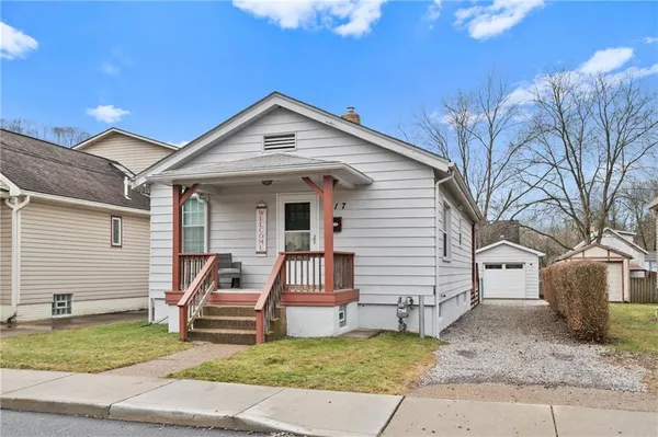 $190,000 | 117 Eckert Street, Ambridge, PA 15003