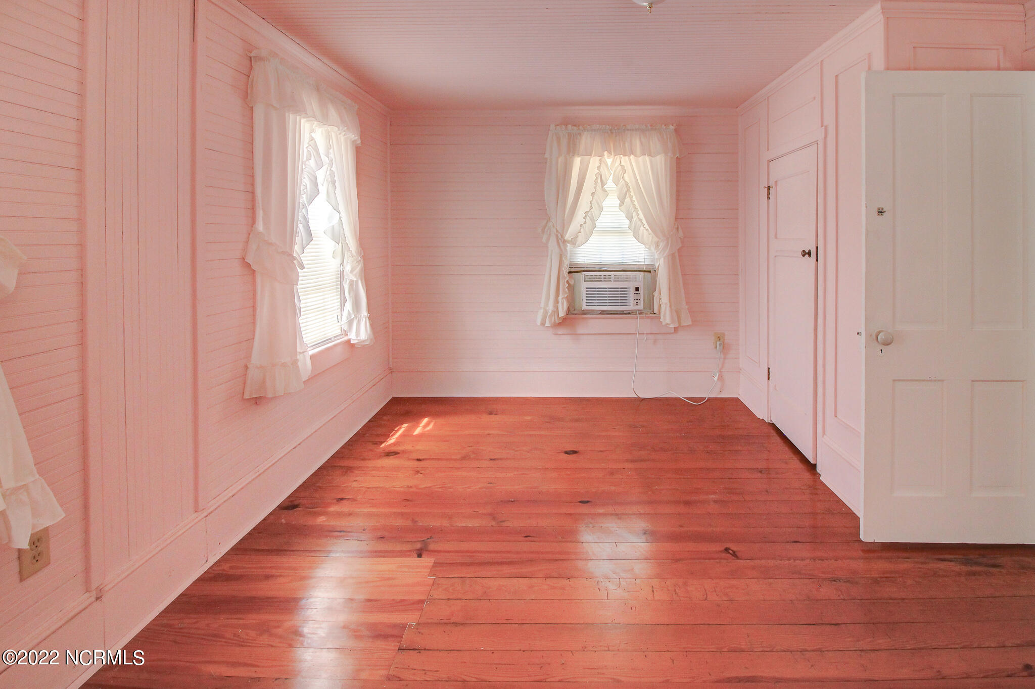178 Community Road Davis, NC 28524 - Photo 27 of 40 bedroom