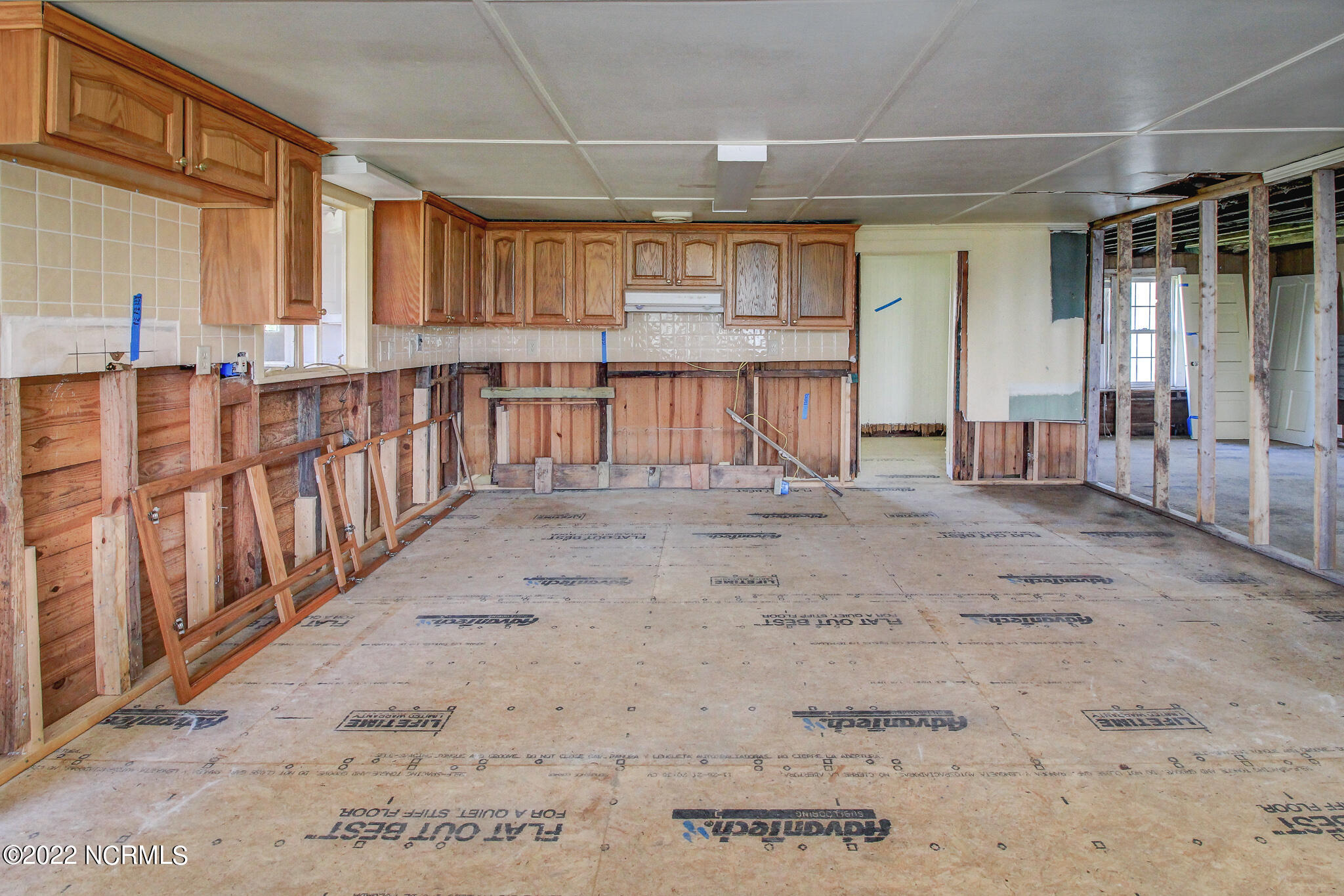 178 Community Road Davis, NC 28524 - Photo 6 of 40 kitchen