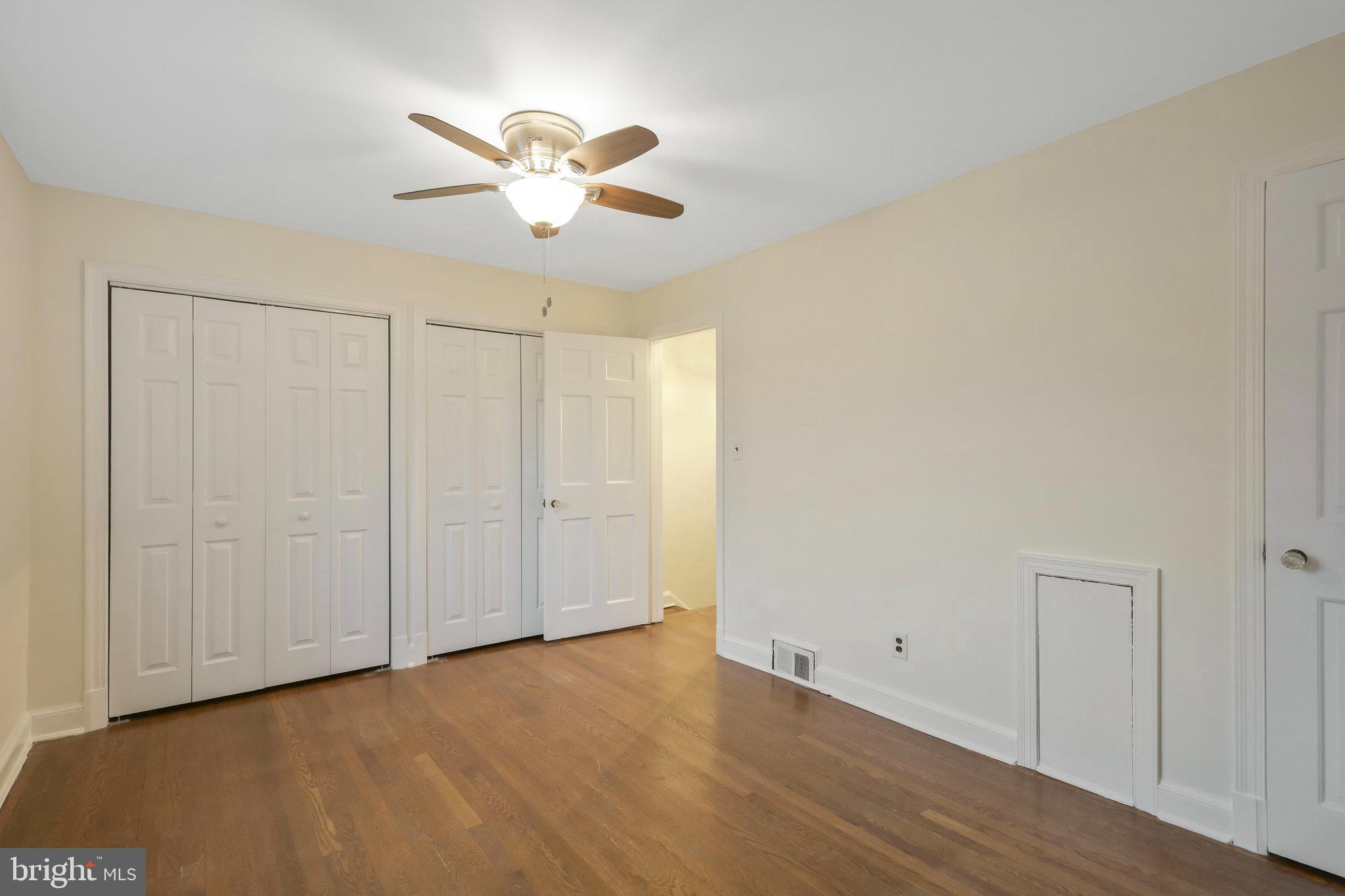 702 Devon Place Alexandria, VA 22314 - Photo 13 of 29 Bedroom 1