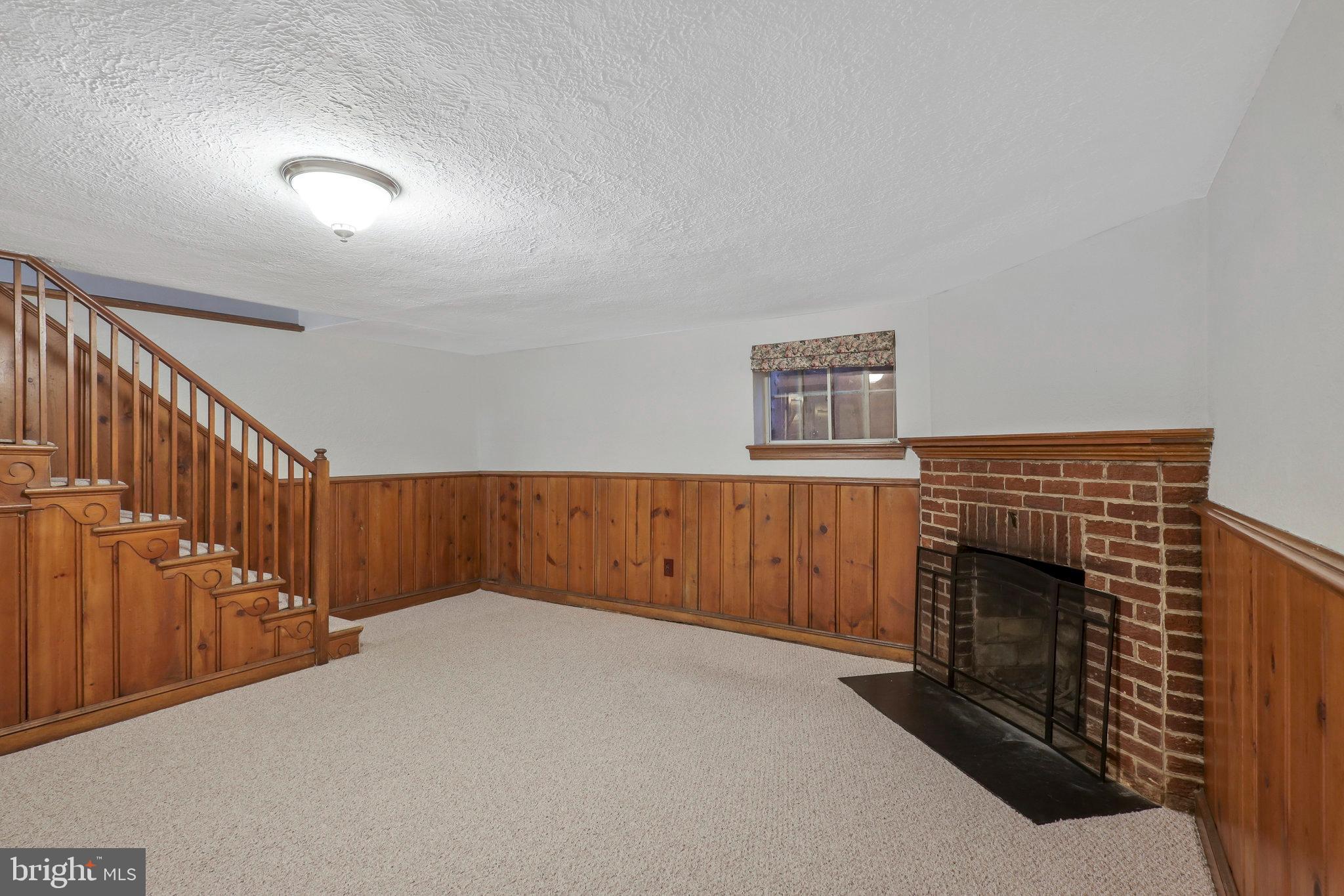 702 Devon Place Alexandria, VA 22314 - Photo 22 of 29 Lower Level Recreation Room