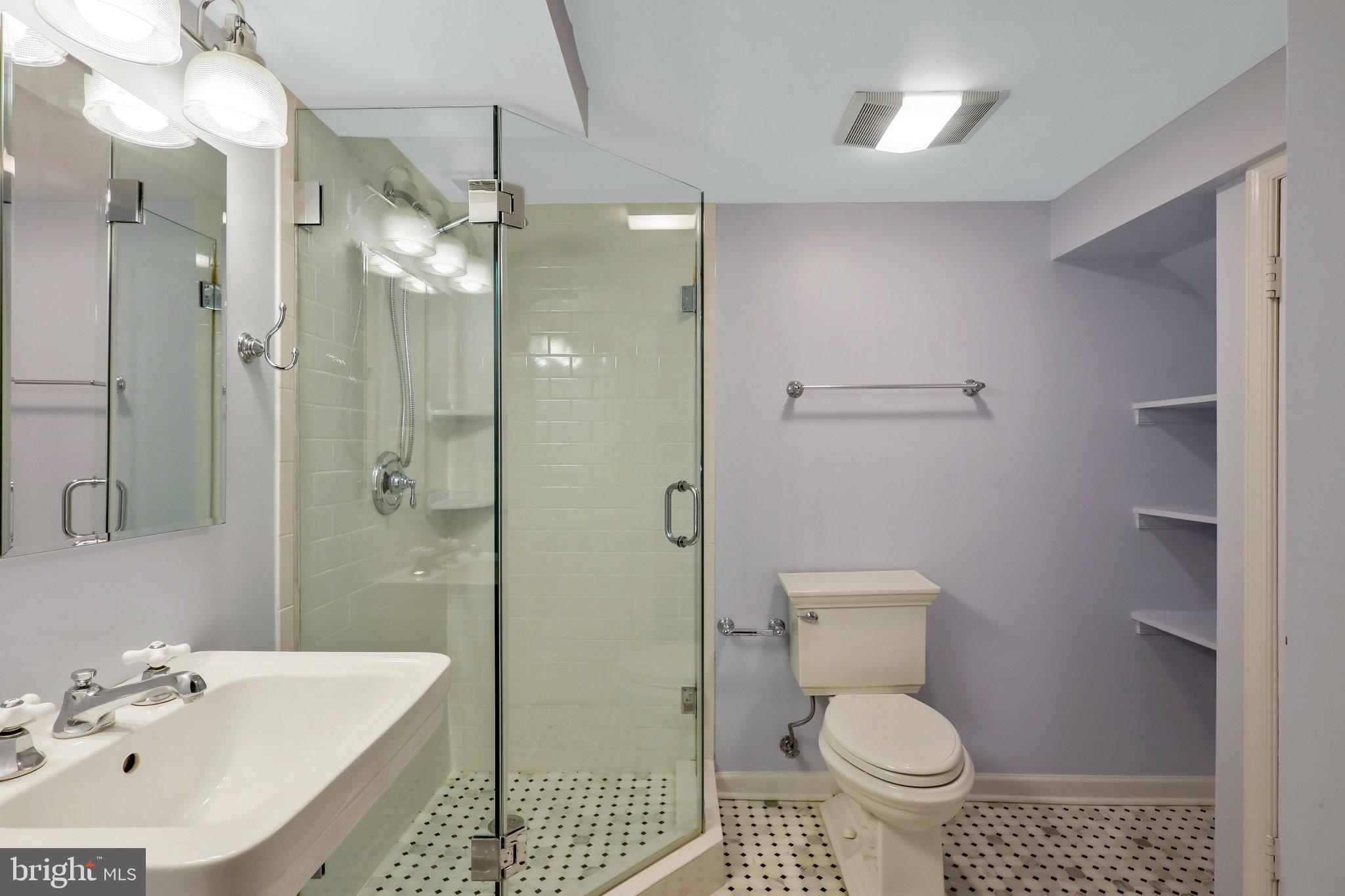 702 Devon Place Alexandria, VA 22314 - Photo 24 of 29 Lower Level Full Bathroom