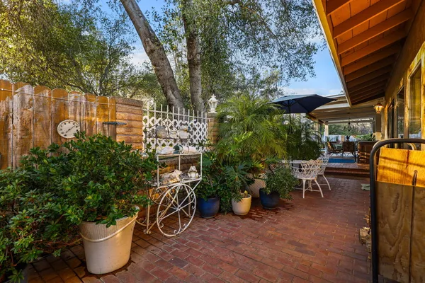 $699,000 | 15624 Ranchland Drive, Redding, CA 96001